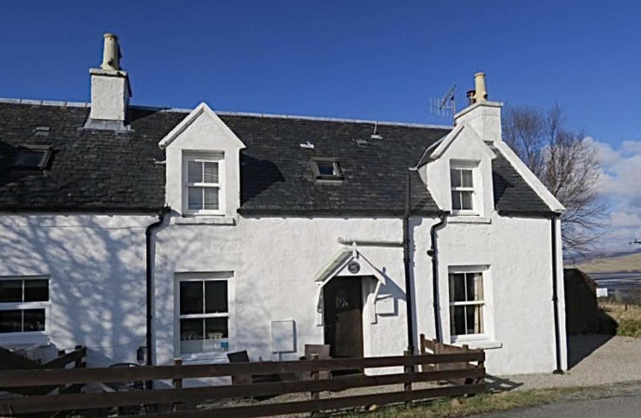 1 Keepers Cottage Skeabost Bridge Isle Of Skye Bagian luar foto