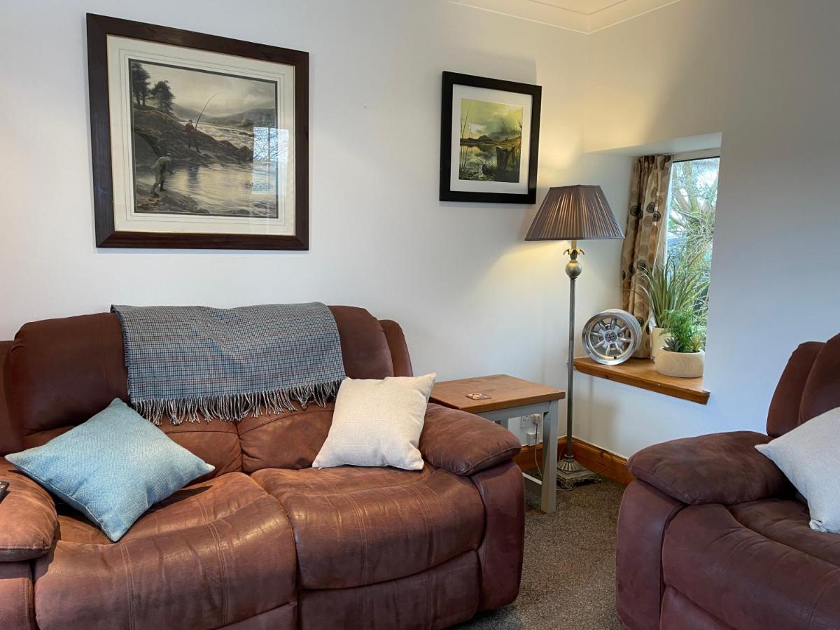 1 Keepers Cottage Skeabost Bridge Isle Of Skye Bagian luar foto